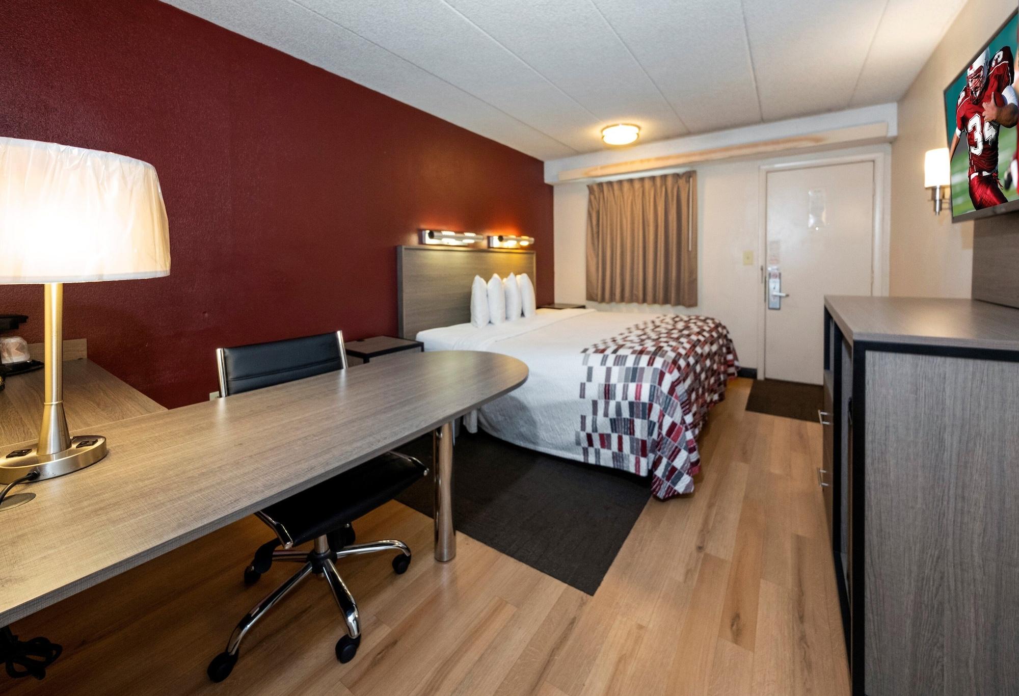 Red Roof Inn Edison Kültér fotó